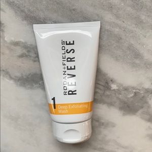 Rodan + Fields REVERSE Deep Exfoliating Wash